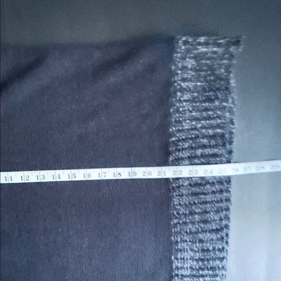 AGB cowl neck short sleeve sweater size L - Picture 6 of 6